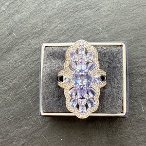 Sterling Silver Tanzanite statement ring, size 9, excellent preowned condition